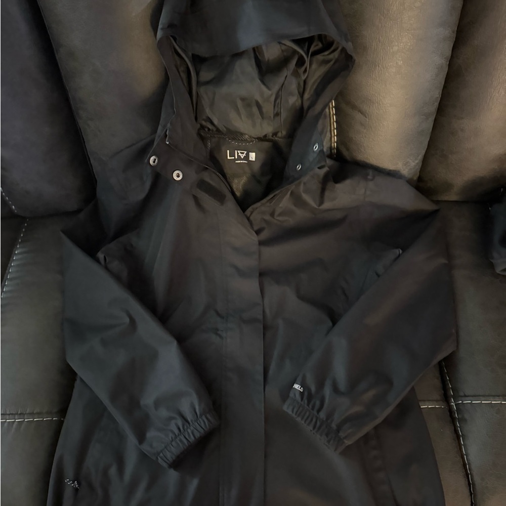 LIV Women’s Raincoat